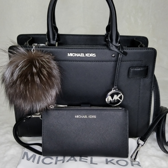 Michael Kors Handbags - Michael Kors 3 SET DESIGNER BAG WALLET POM